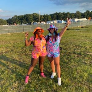 Metamorphosis zip up romper & bucket 🦋